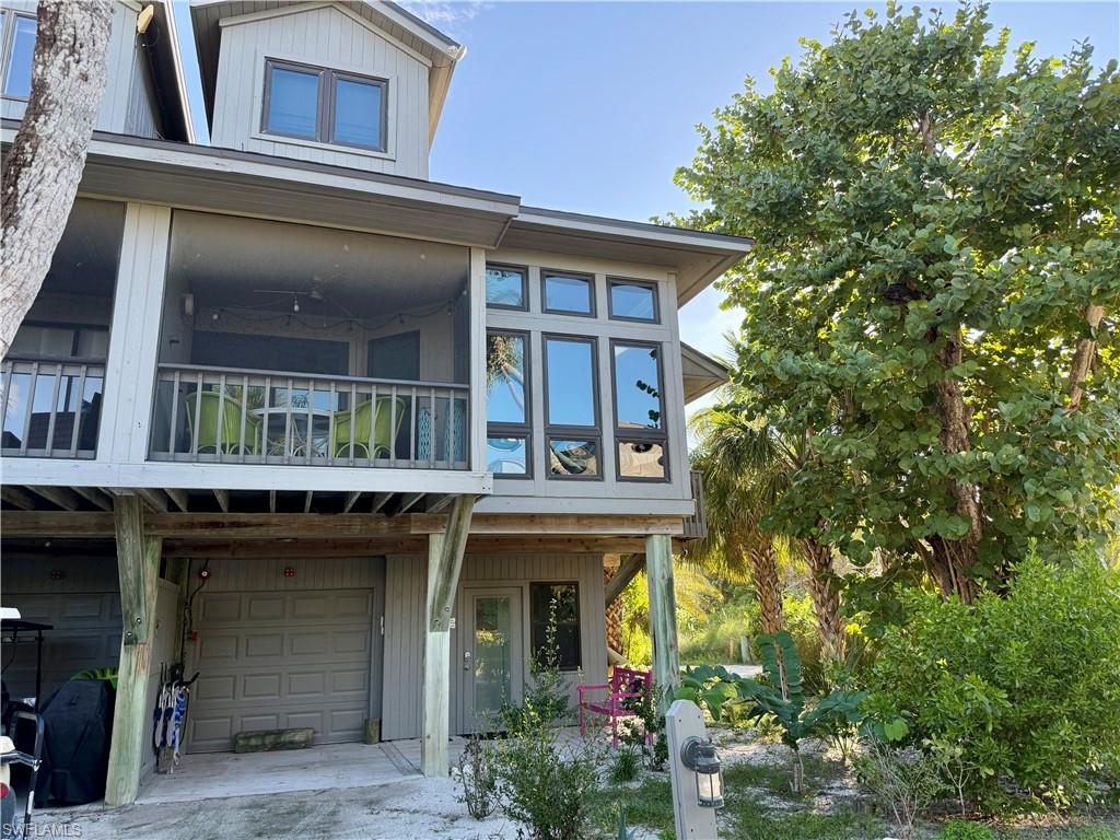 VILLAGE - Residential