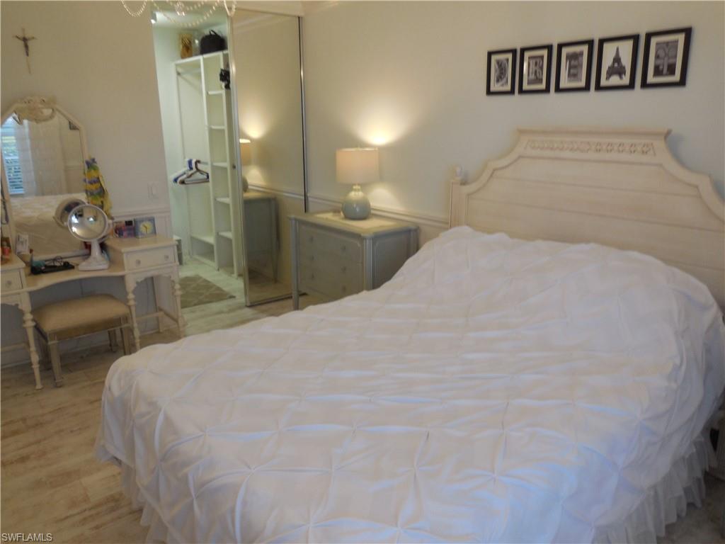 ISLAND WALK - Residential Lease