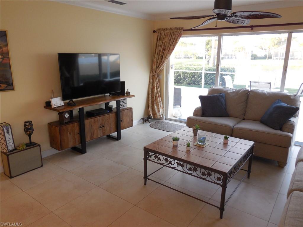 ISLAND WALK - Residential Lease