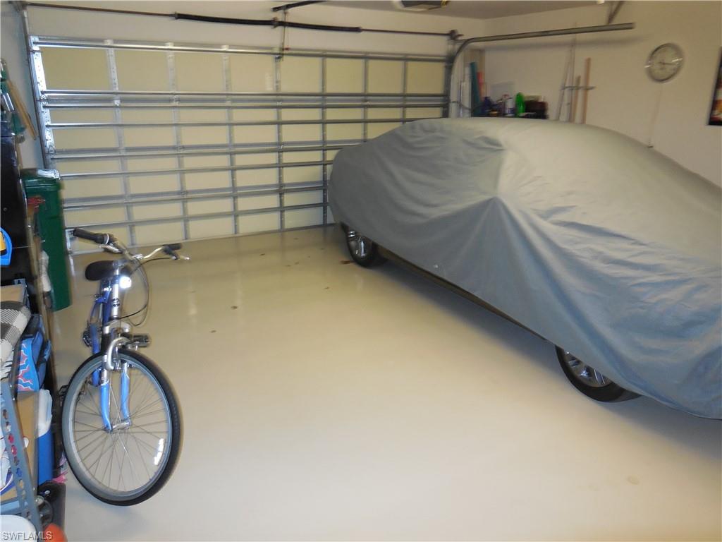 ISLAND WALK - Residential Lease