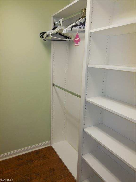 ISLAND WALK - Residential Lease