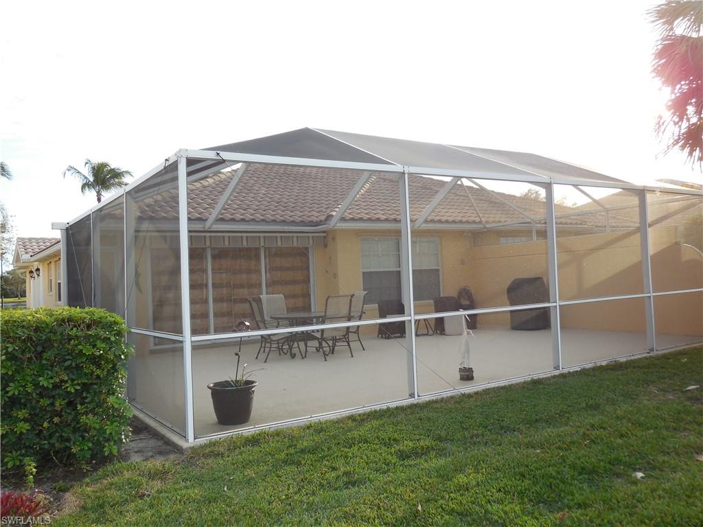 ISLAND WALK - Residential Lease