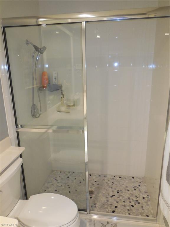 ISLAND WALK - Residential Lease