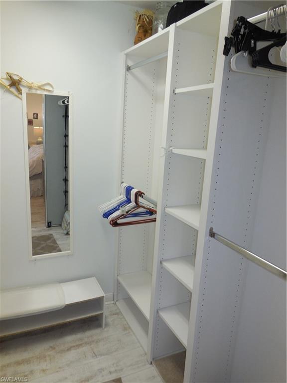 ISLAND WALK - Residential Lease