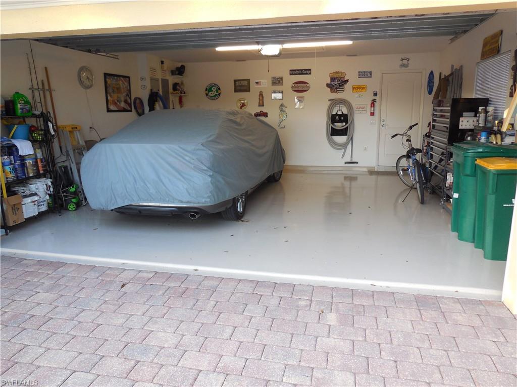 ISLAND WALK - Residential Lease