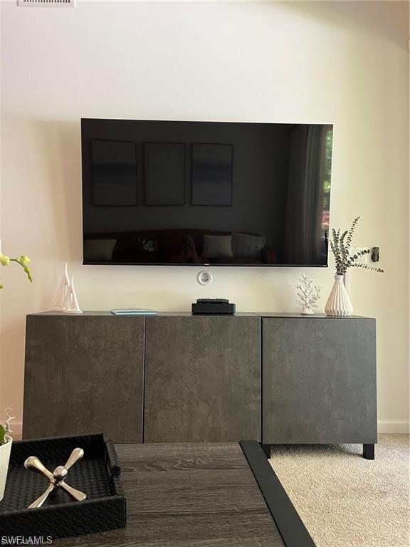 ROSEWOOD - Residential Lease