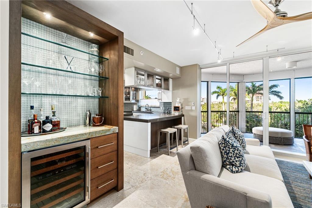 BILTMORE AT BAY COLONY - Residential