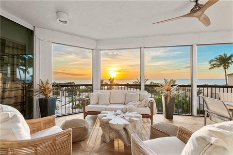 8473 Bay Colony DR 304 NAPLES FL 34108