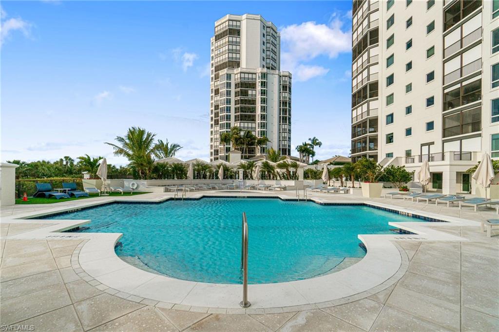 BILTMORE AT BAY COLONY - Residential