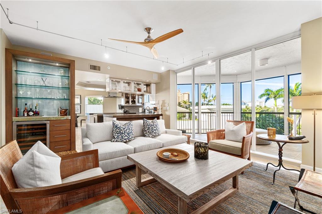 BILTMORE AT BAY COLONY - Residential