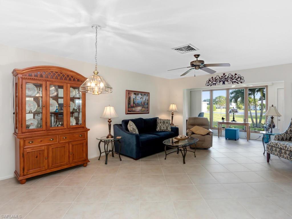 LEISURE ESTATES - Residential