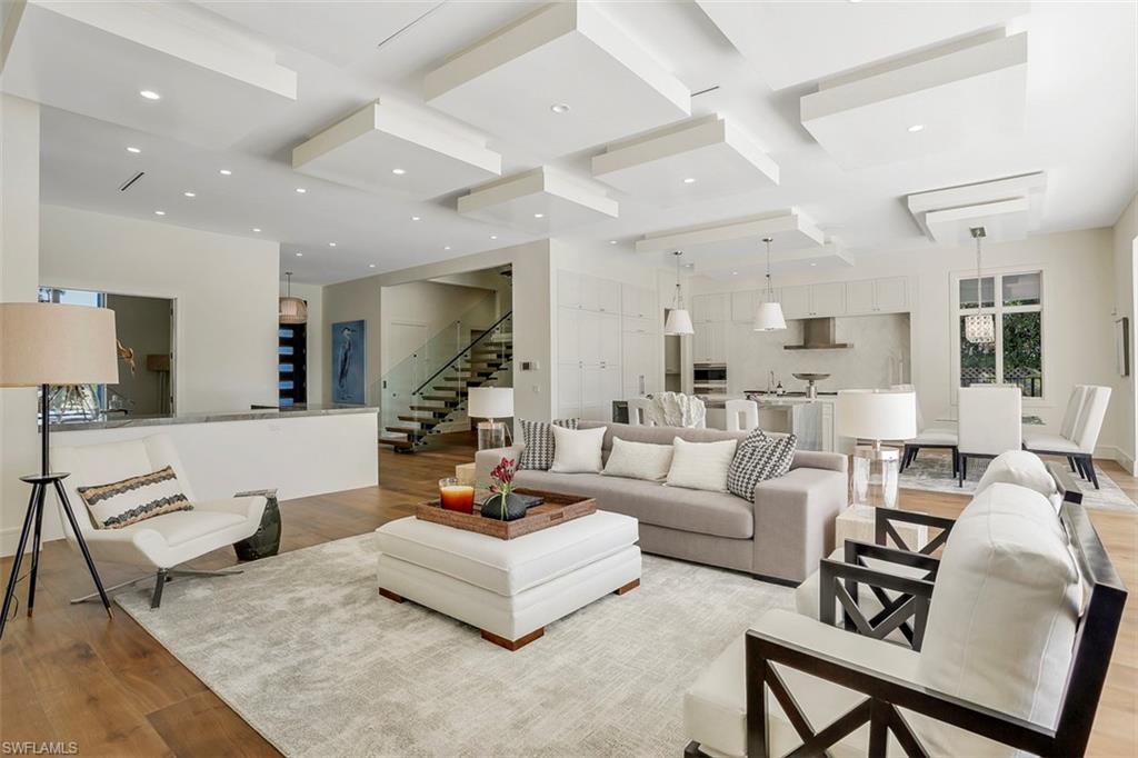 OLDE NAPLES - Residential