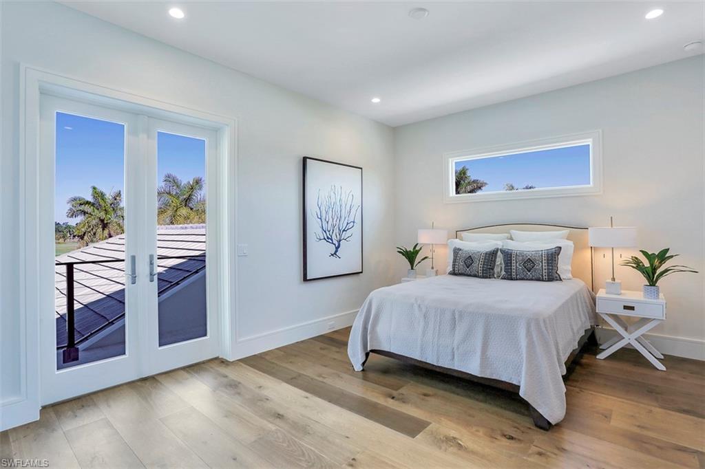 OLDE NAPLES - Residential