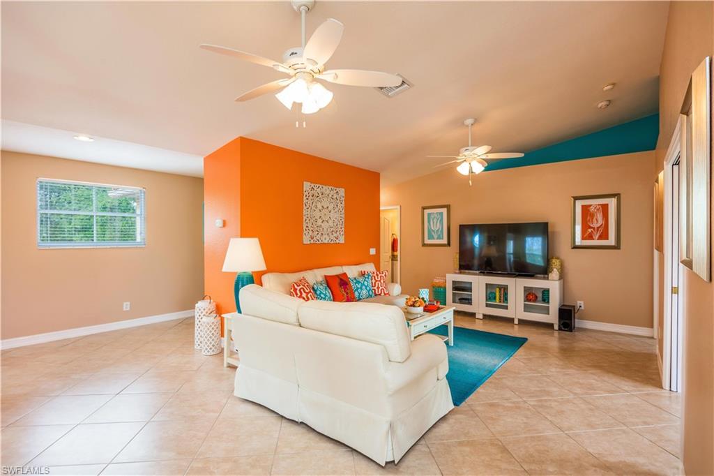 DIAMOND LAKE - Residential