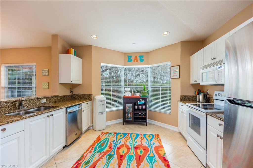 DIAMOND LAKE - Residential