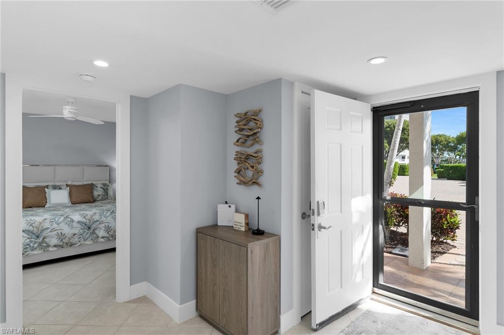 BREEZY POINT - Residential