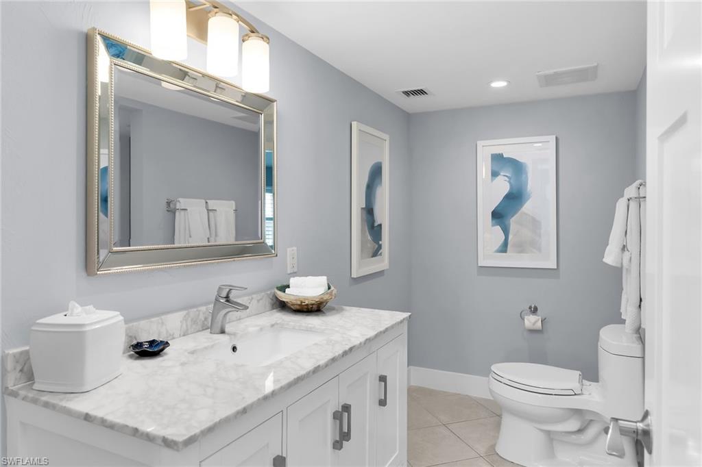 BREEZY POINT - Residential