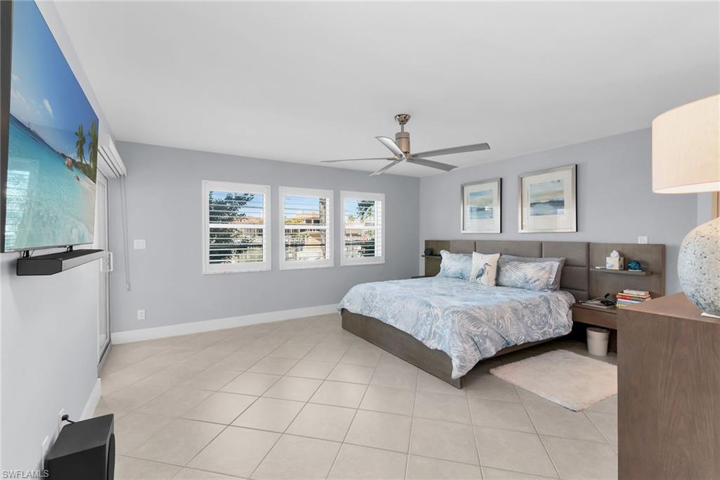 BREEZY POINT - Residential