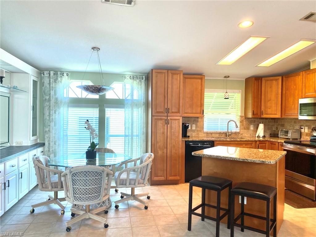 RIVERWOODS PLANTATION - Residential