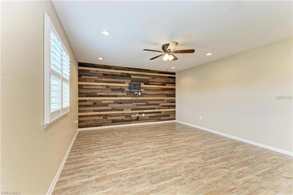 PORT CHARLOTTE - Residential