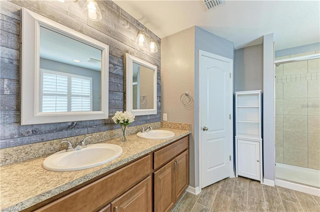 PORT CHARLOTTE - Residential