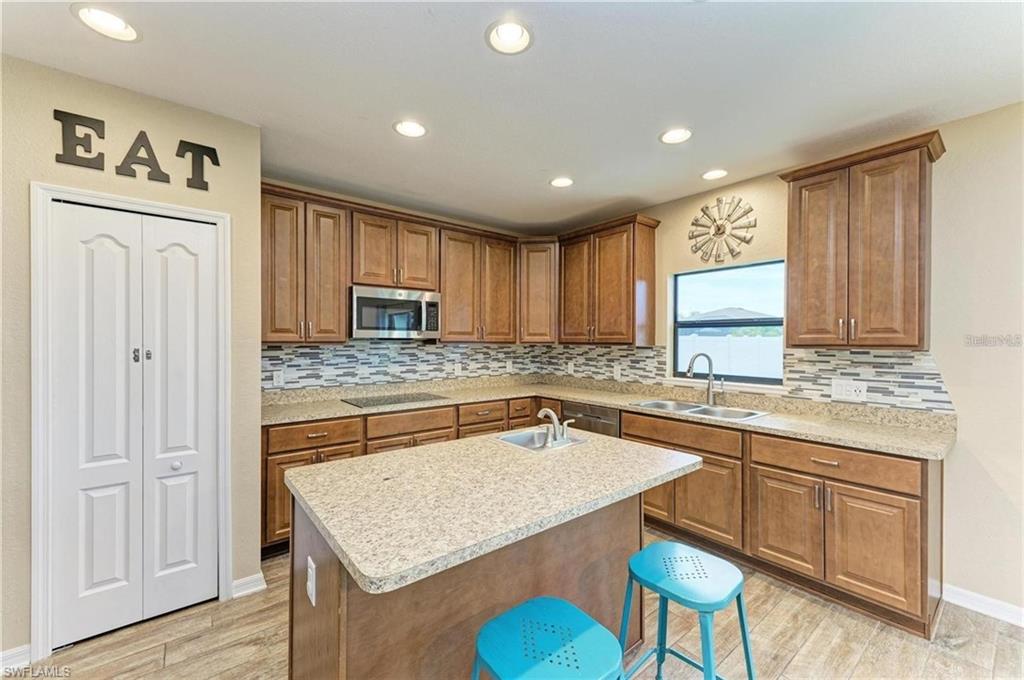 PORT CHARLOTTE - Residential