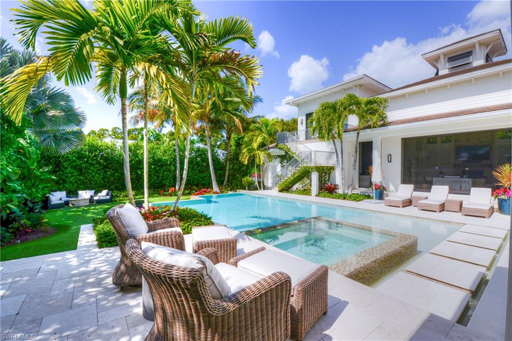 AQUALANE SHORES - Residential