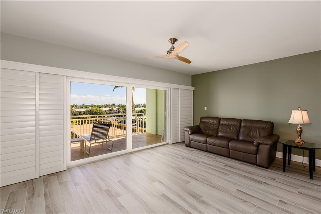 EMERALD BEACH APARTMENTS - Residential