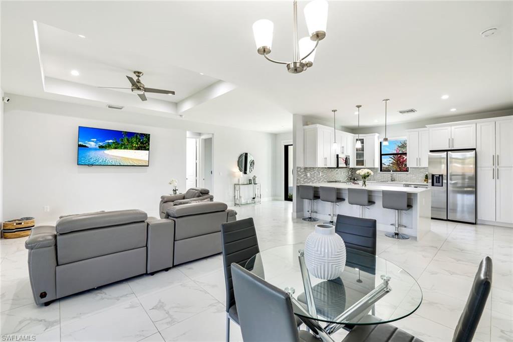 GOLDEN GATE ESTATES - Residential