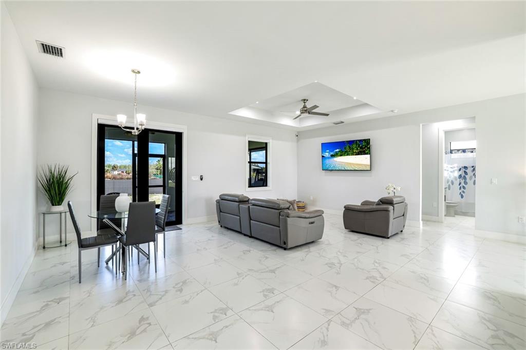 GOLDEN GATE ESTATES - Residential