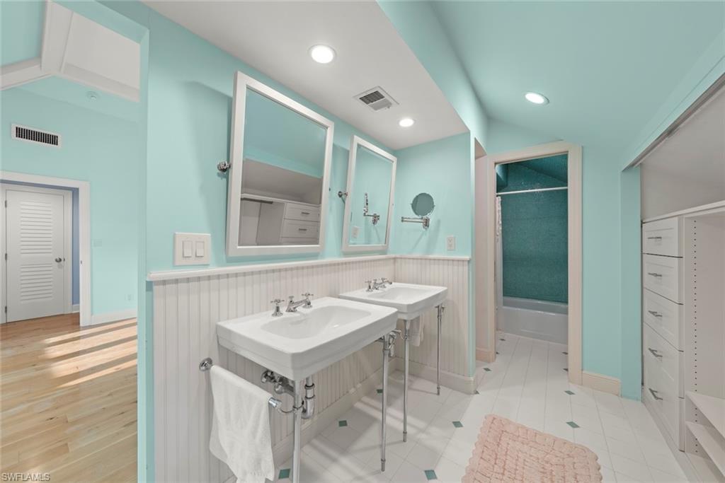 METES AND BOUNDS - Residential