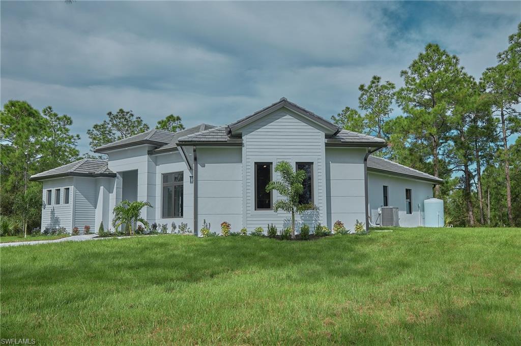 GOLDEN GATE ESTATES - Residential