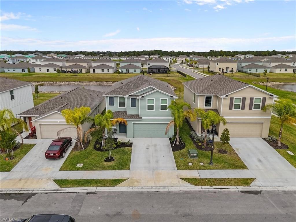 SAVANNA LAKES - Residential