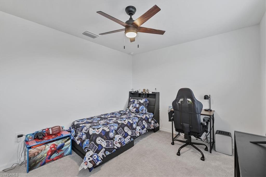 SAVANNA LAKES - Residential