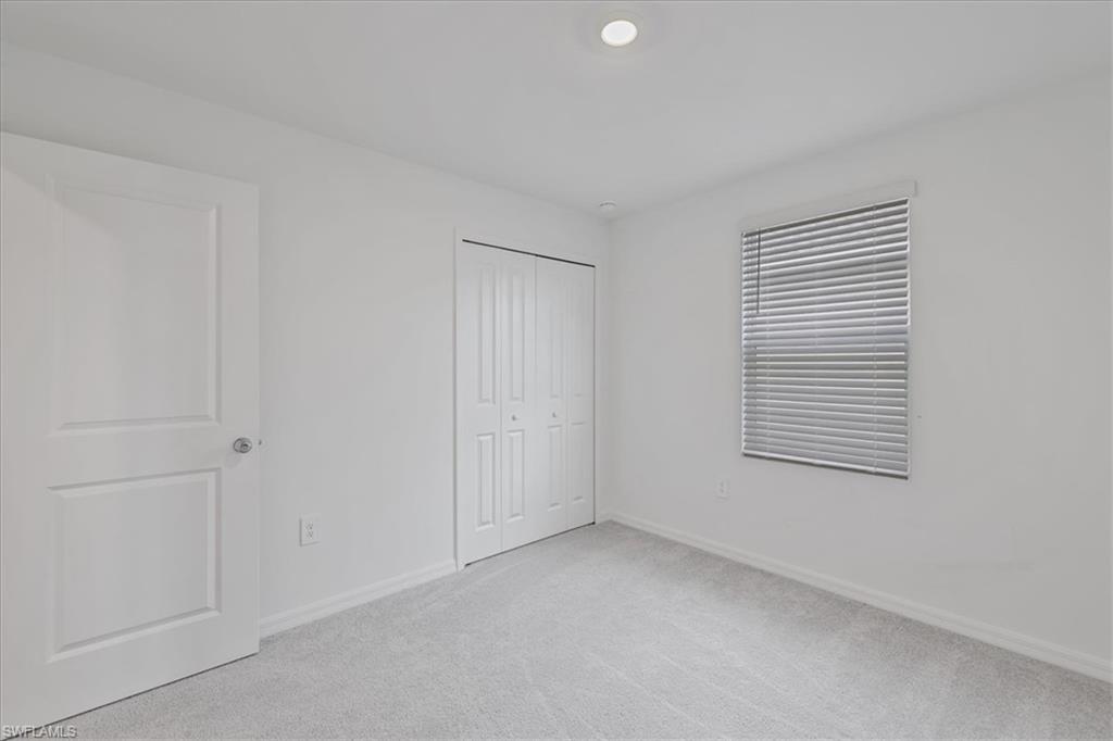 SAVANNA LAKES - Residential