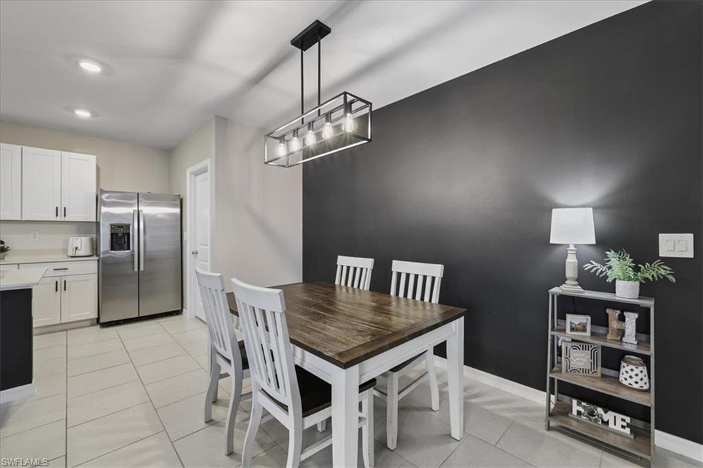 SAVANNA LAKES - Residential