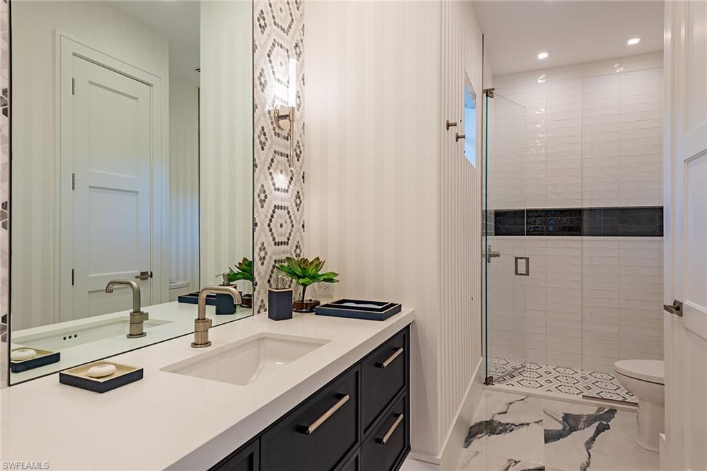 BAY COLONY SHORES - Residential