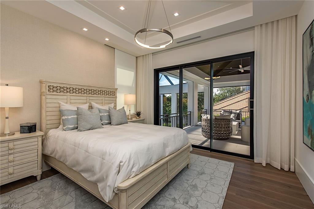 BAY COLONY SHORES - Residential