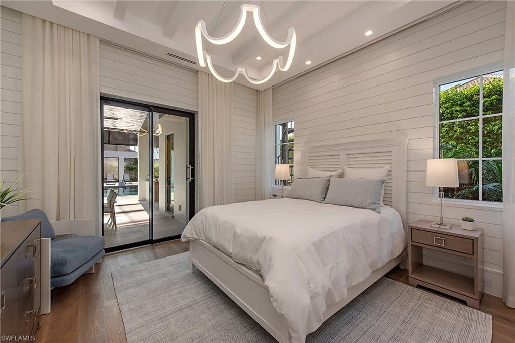 BAY COLONY SHORES - Residential