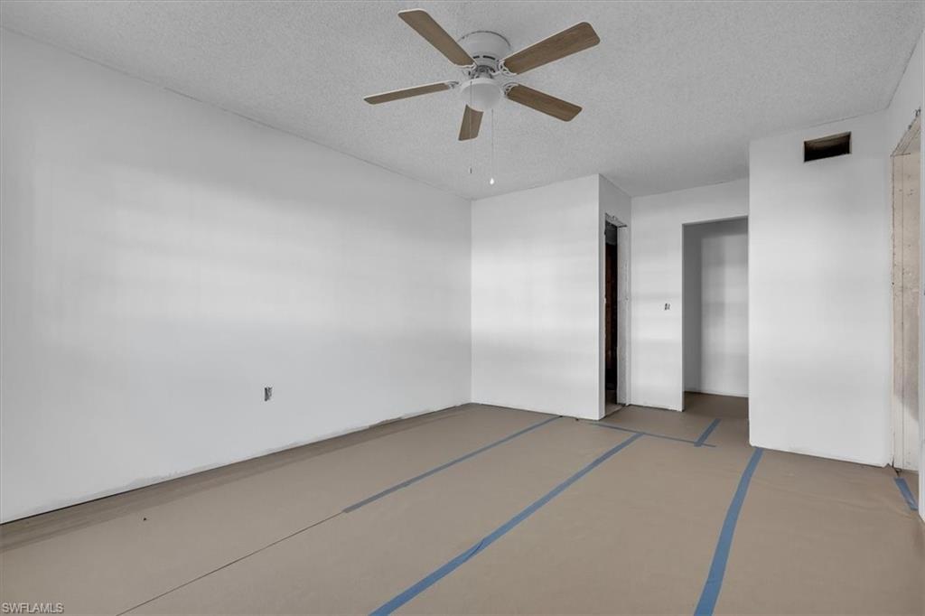 FOXMOOR CONDO - Residential