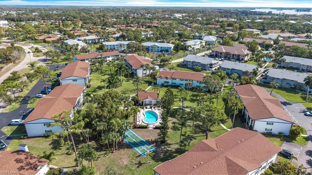 FOXMOOR CONDO - Residential