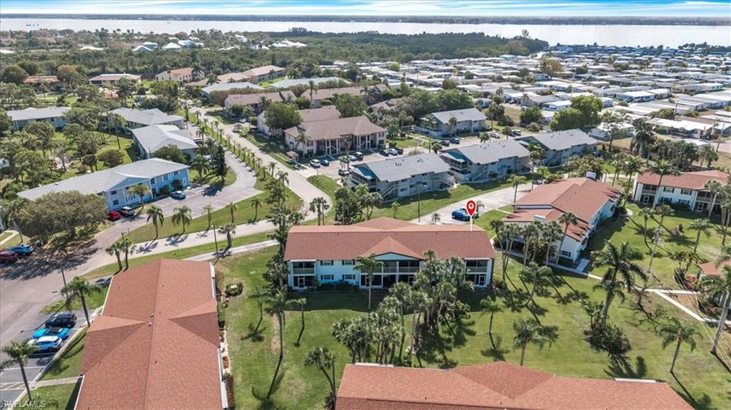 FOXMOOR CONDO - Residential