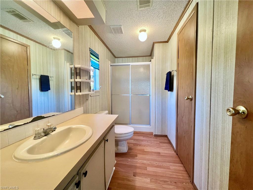 NAPLES MOBILE ESTATES - Residential
