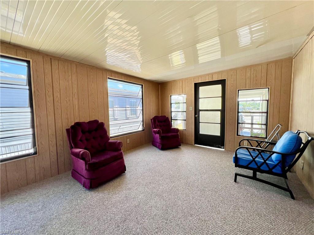 NAPLES MOBILE ESTATES - Residential