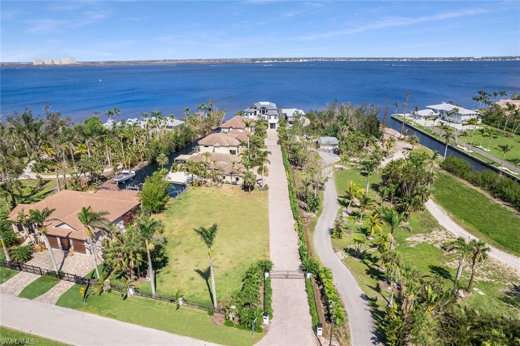 CALOOSA COVE - Residential