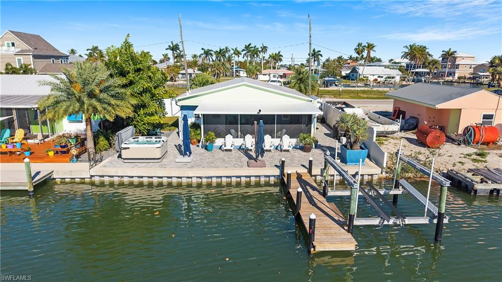 PINE ISLAND SHORES UNIT 1 - Residential