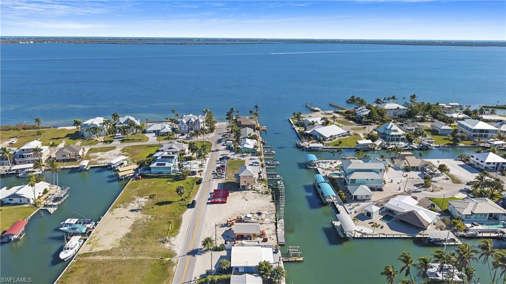 PINE ISLAND SHORES UNIT 1 - Residential