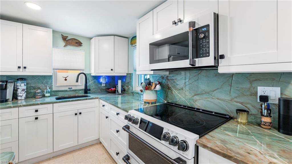 PINE ISLAND SHORES UNIT 1 - Residential