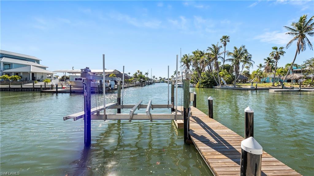 PINE ISLAND SHORES UNIT 1 - Residential