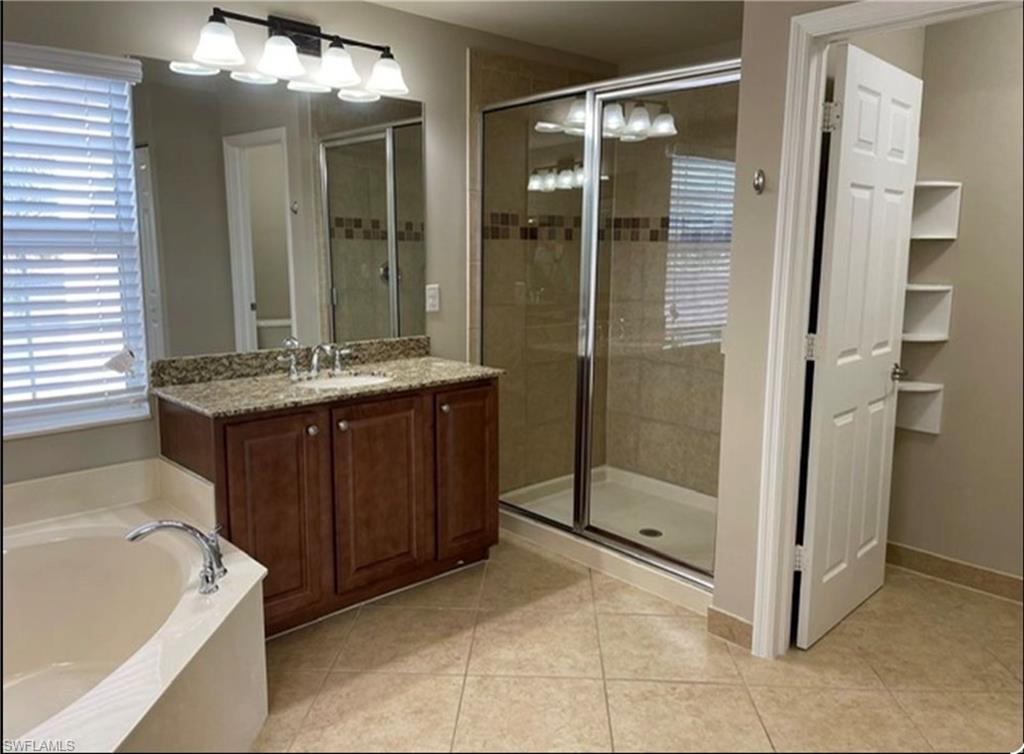 BOTANICA LAKES - Residential Lease